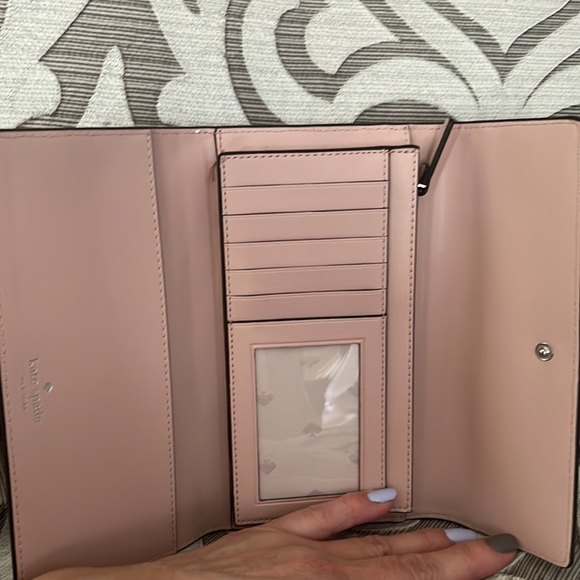 Kate spade pink leather wallet - Picture 4 of 11